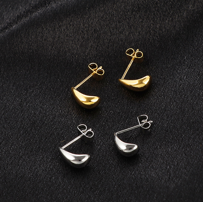 Personalized small teardrop ear studs for women, non-fading French retro earrings, cold style for women, new 2023 ear rings and earrings pic 1