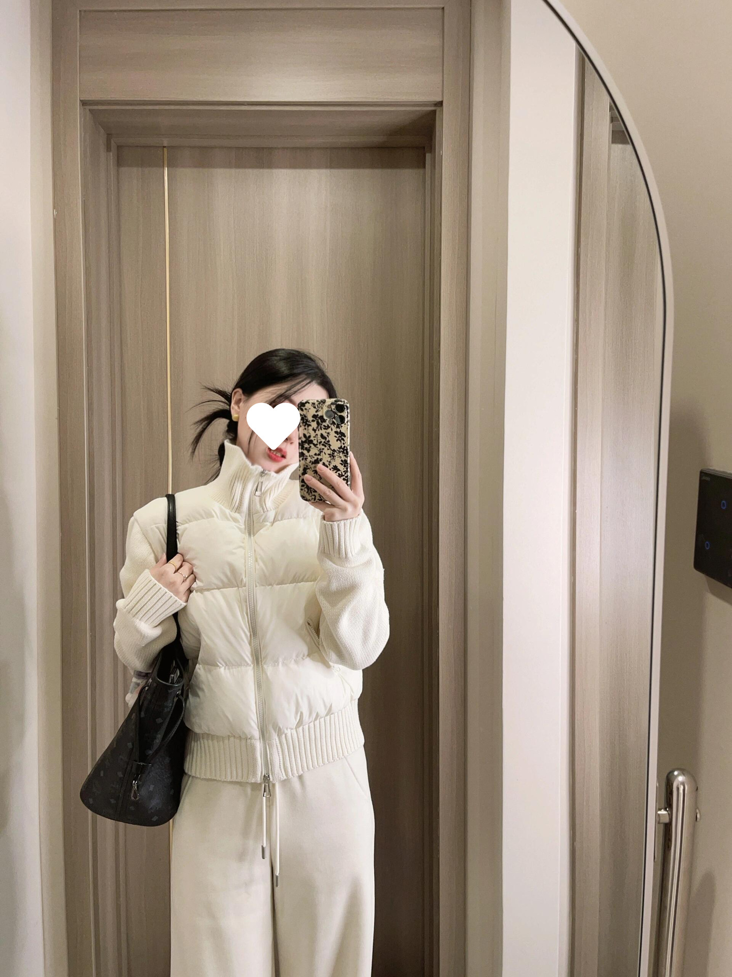 新款羽绒服女短款秋冬季2025小个子白鸭绒加厚针织袖白色轻薄外套详情5