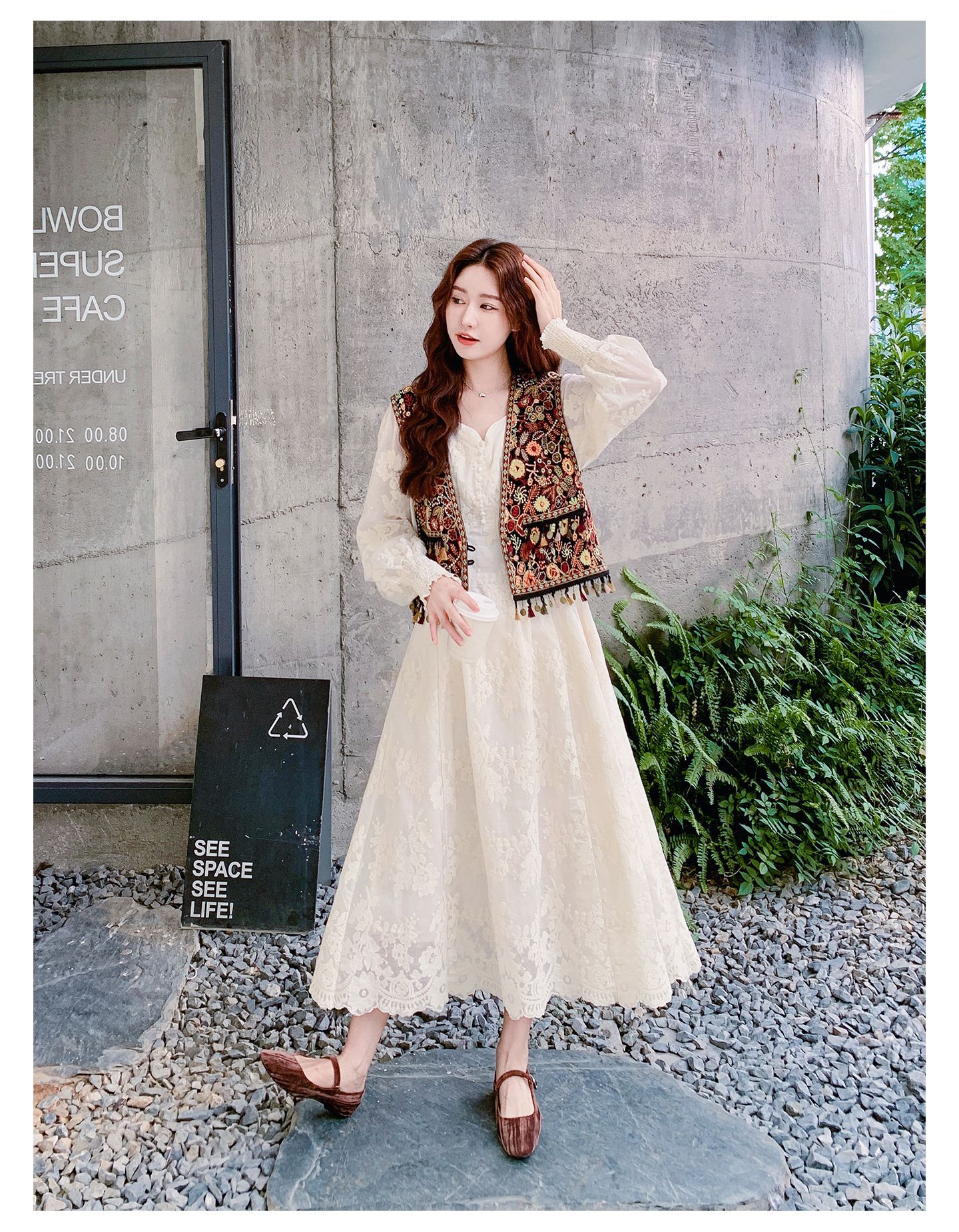 Real shot Bohemian fringed vest jacquard long dress two-piece set 2025 autumn collection lace patchwork V-neck dress pic 18