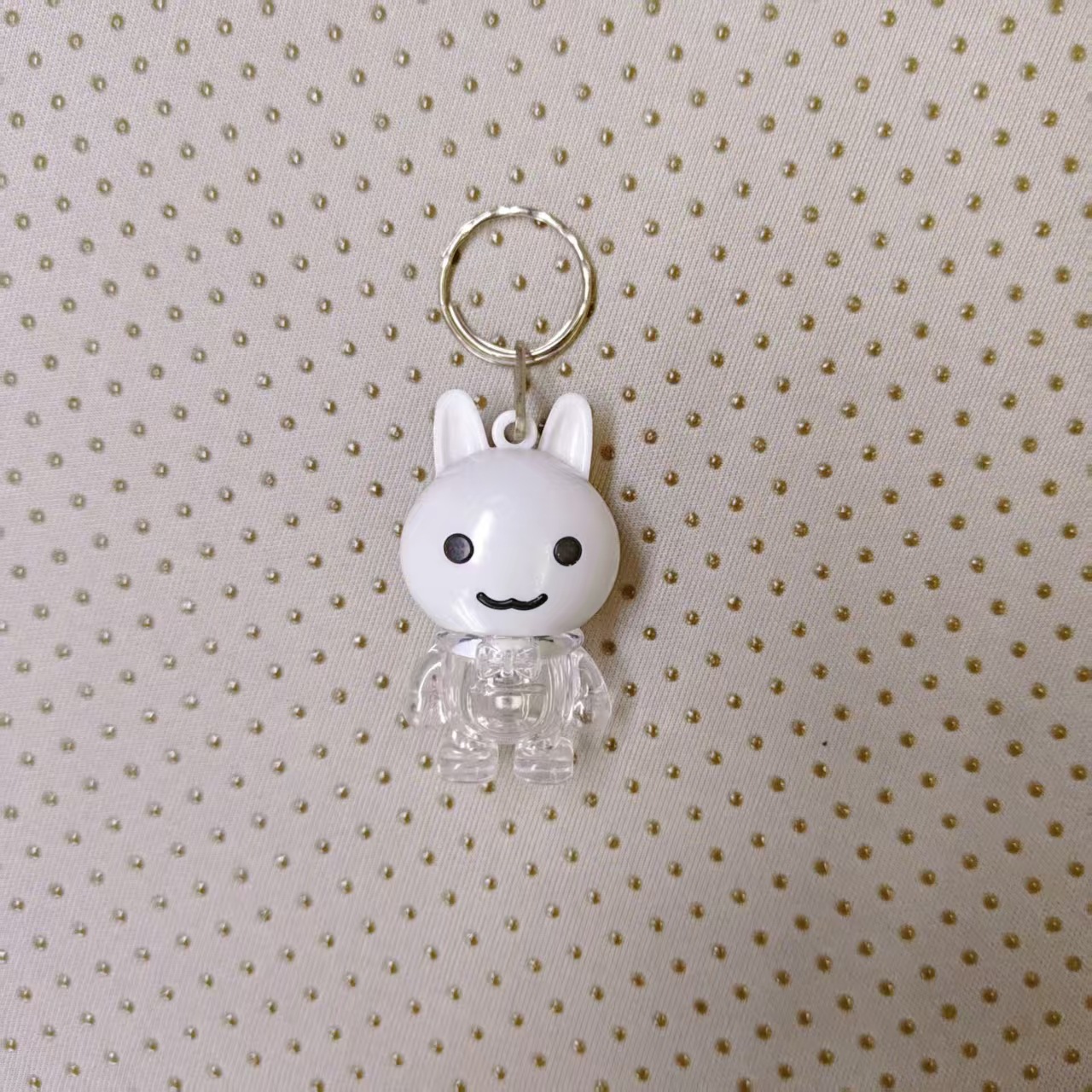 Cartoon rabbit-shaped keychain main body flowing sand oil toy Song Jin Little horse pendant keychain accessory pic 5