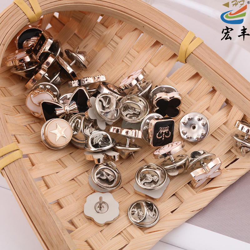 网红免缝防走光胸针便携使用方便珍珠花朵时尚外型服装装饰现货详情7