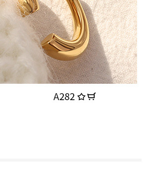 French ins trend cold style light luxury fashion simple heart-shaped necklace, titanium steel plated with 18K real gold, P575 pic 19