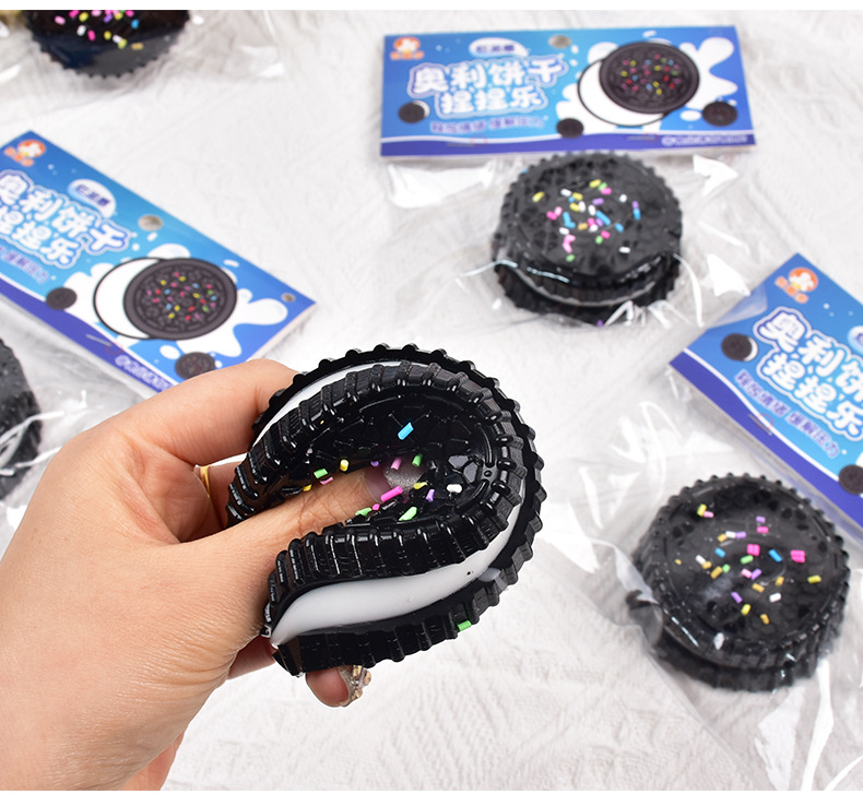 Wholesale of popular Oreo cookies, Kneading Fun simulation food play sandwich cookies, Kneading super soft and wet stress-relieving toys pic 12
