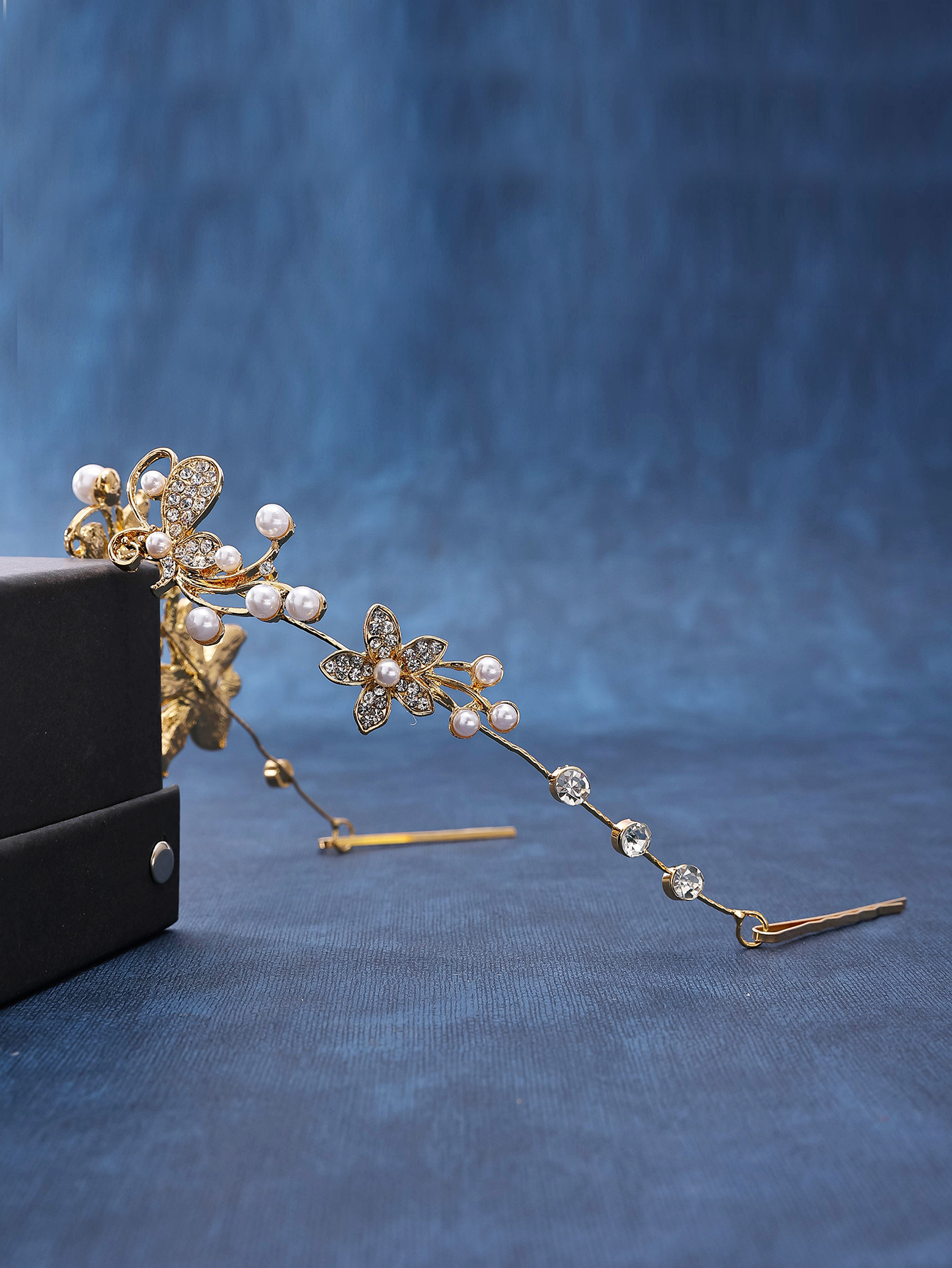 Bride accessories: Bride alloy diamond-encrusted pearl soft chain headwear, Korean-style hair accessory, wedding dress, head flower accessory pic 14