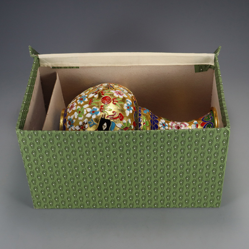 北京景泰蓝花瓶摆件工艺礼品掐丝珐琅花丝银蓝龙凤呈祥留香瓶详情12