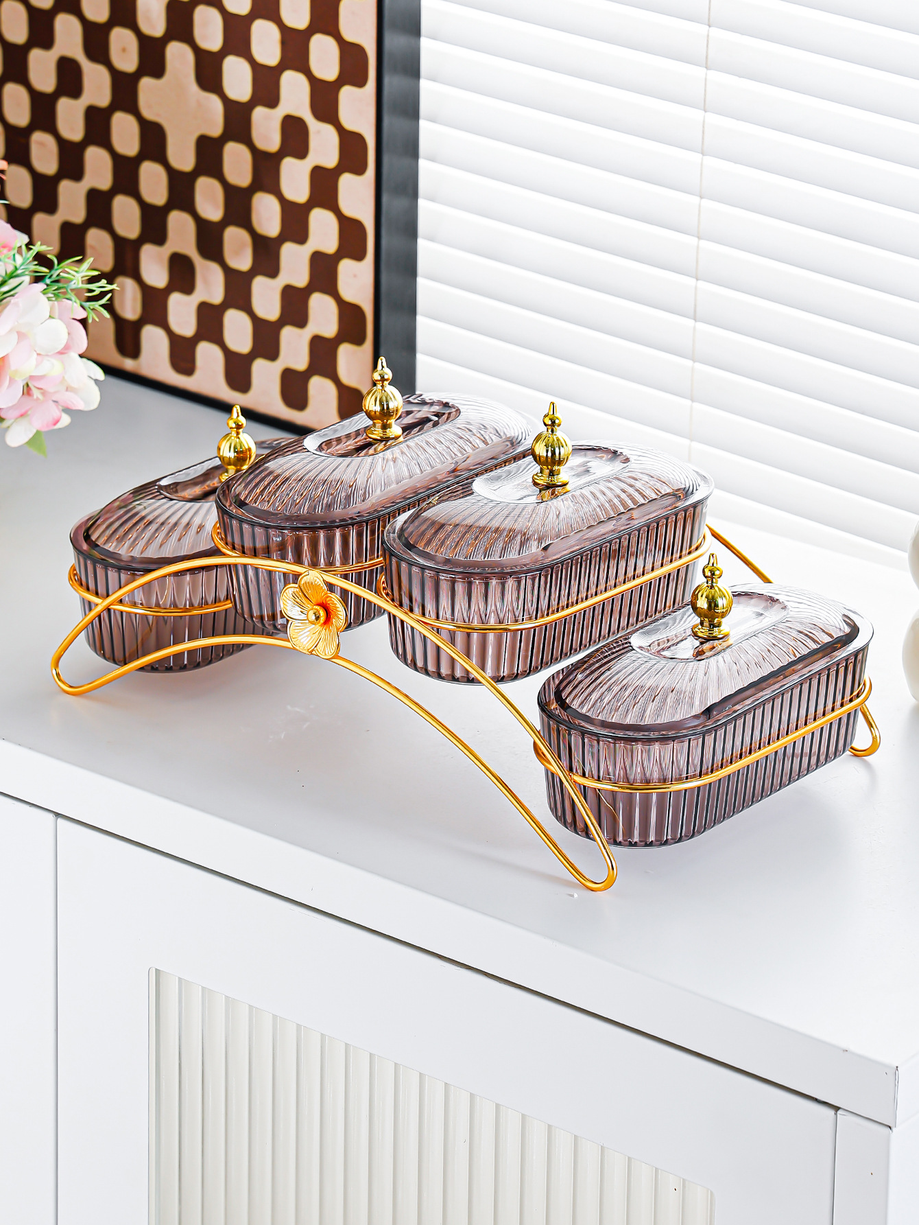 Light luxury dried fruit plate, fruit platter, light luxury household snack plate, ironwork rack, commercial and hotel snack plate, compartments fruit plate pic 18