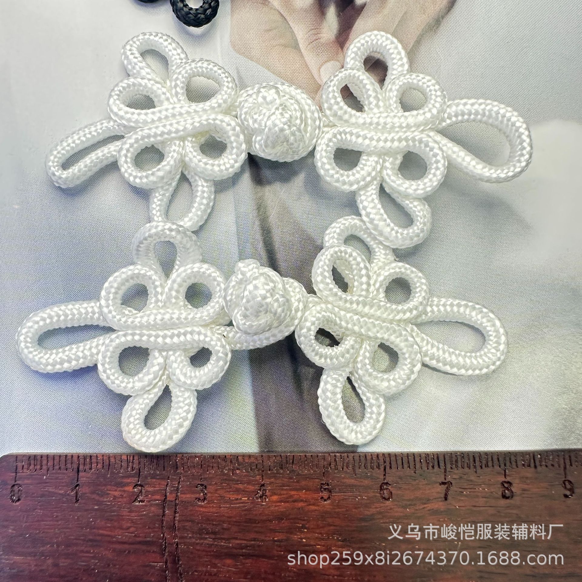 旗袍纽扣蜻蜓扣子手工钉珠珍珠水晶盘扣中式礼服马面裙手工装饰扣详情10