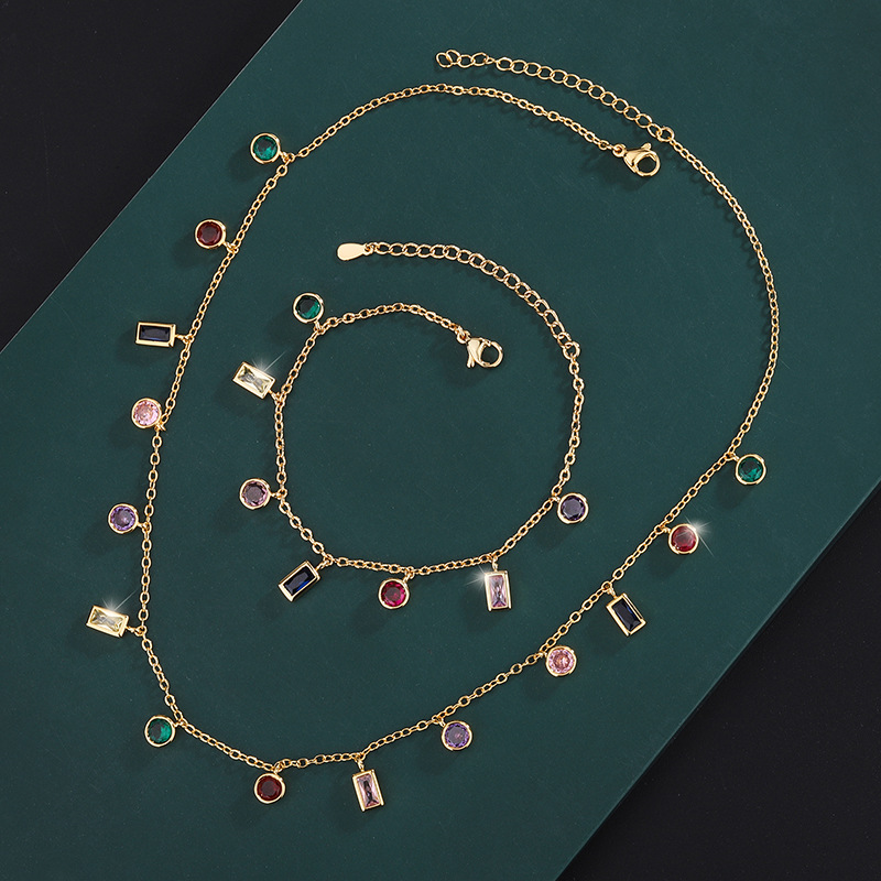 Zhuang Shengsheng Jewelry offers a wide range of new European and American personalized color-matched glass stone bracelets and necklaces for women, as well as wholesale of elegant female accessories pic 6