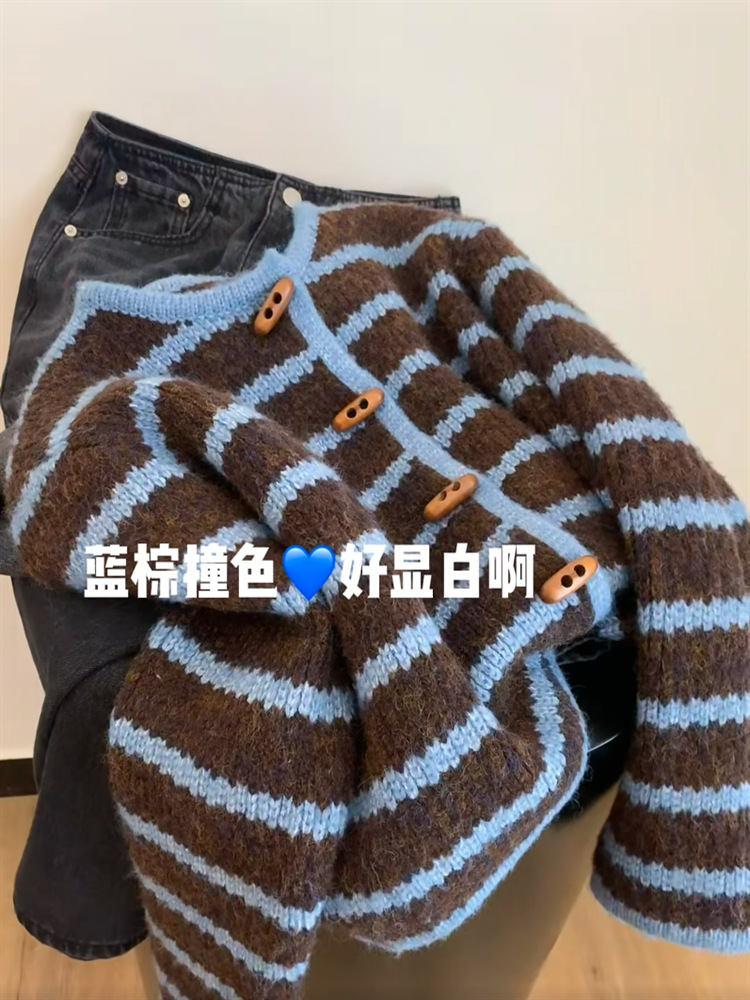 Self-reserved style recommendation ~ A new retro thickened knitted cardigan for women with contrasting color striped horn-button soft and glutinous sweaters for autumn and winter pic 11