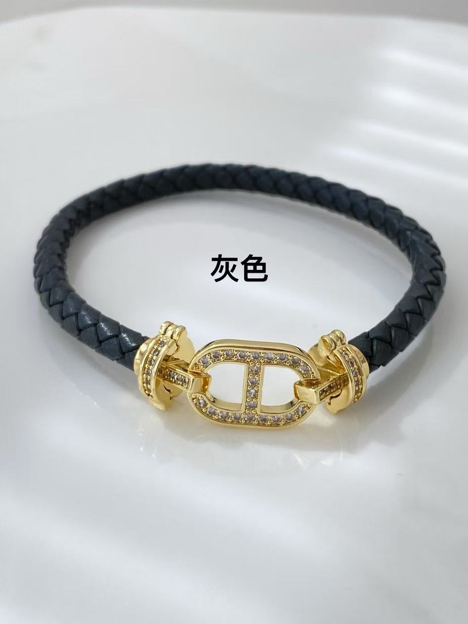 Pig nose red rope leather rope bracelet for men and women, 18k gold copper slightly inlaid with diamonds, high-end DIY bracelet for couples in the zodiac year pic 12