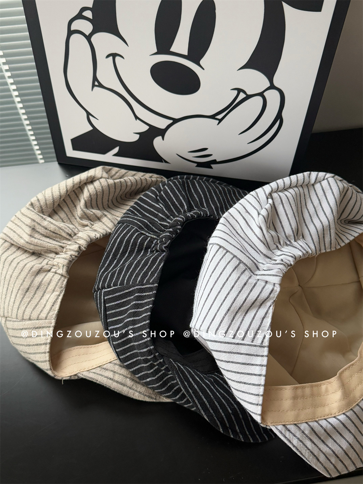 The new Japanese-style artistic striped cotton and linen beret for children shows off their faces in spring and summer. The small newsboy hat and the retro painter hat trend pic 19