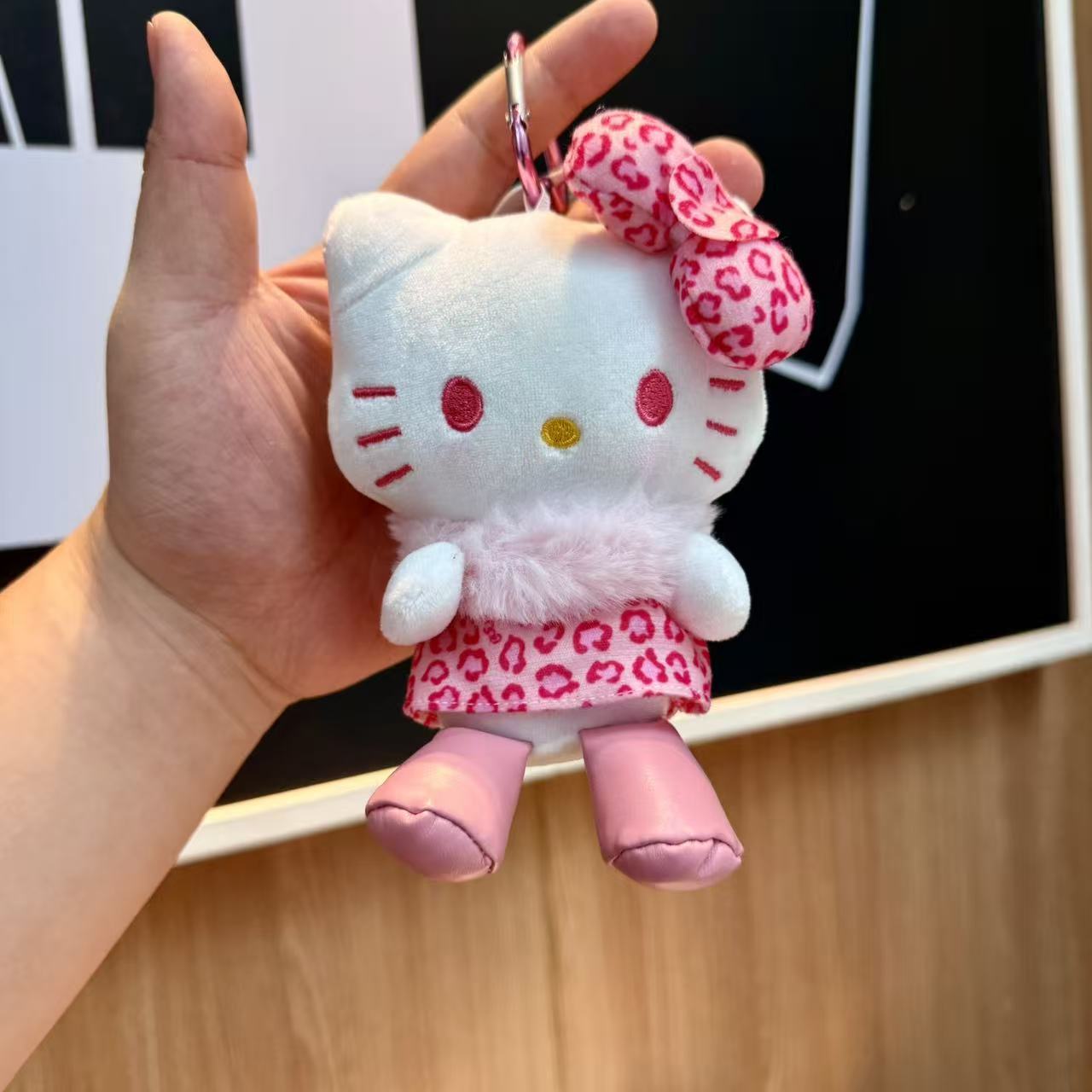 正版hellokitty毛绒玩偶钥匙扣挂饰经典凯蒂猫包包挂件送女友礼物详情27