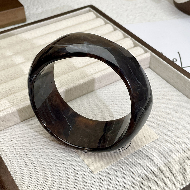 Acetic acid niche irregular acrylic wide-edge bracelet, a retro and high-end vintage bracelet with a unique design for women pic 19