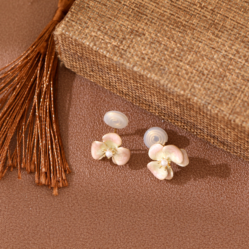 2024年新款小清新彩色滴釉花朵耳夹925银针ins风小众通勤百搭耳钉详情16