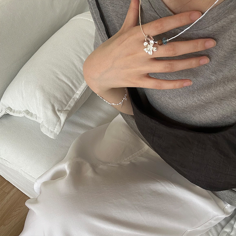 925 sterling silver irregular crystal flower sandalwood necklace for women, simple, light luxury, fashionable and individual collarbone chain N0992 pic 17