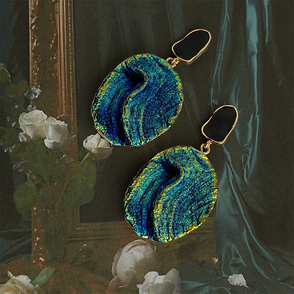 Vintage Light Middle Age [Xisha Islands] Retro blue and gold earrings, high-end vintage exaggerated earrings pic 11