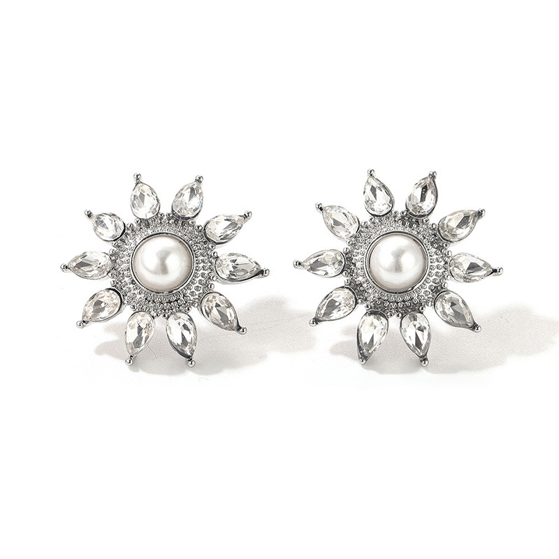 Pearl earrings for women, light luxury, fashionable, new style, elegant stud earrings, high-end commuting, retro, versatile, exquisite earrings wholesale pic 15