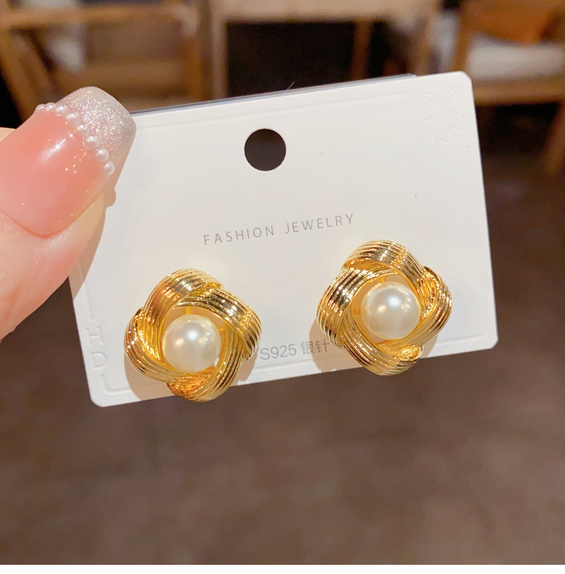 日韩轻奢高级感珍珠纹理感耳钉女冷淡风独特耳环时尚百搭耳饰详情7