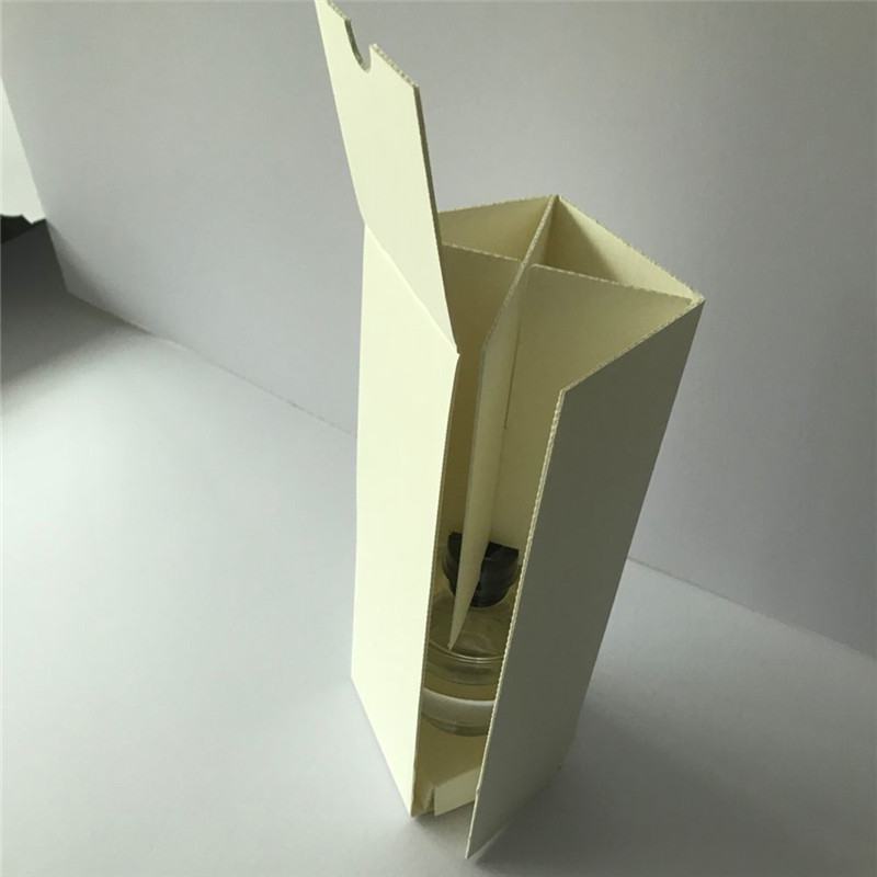 132AE30D4A8B20876B1BCAF2C2448E