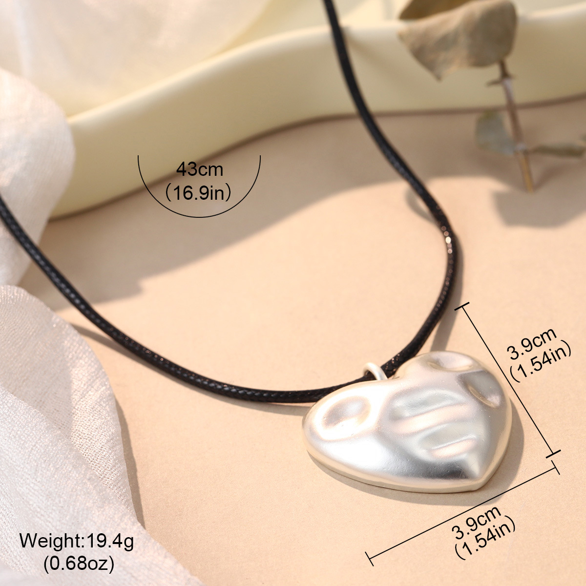 ins niche pleated heart-shaped necklace, simple and irregular pendant, fashionable sweater chain design with hands clasped together, wholesale pic 37