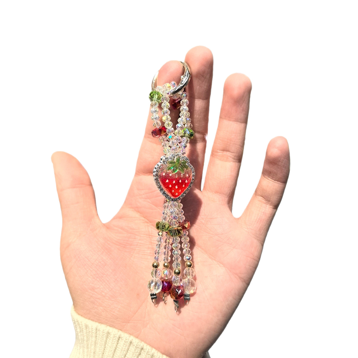 创意草莓水晶串珠钥匙扣 满钻合金流苏包包挂饰少女心可爱ins挂件详情1