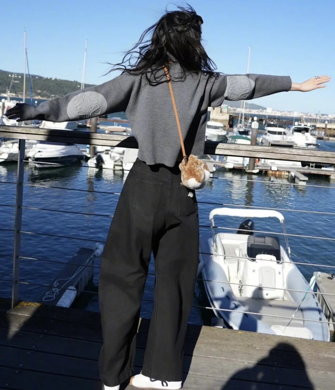 苏茵茵内增高阿甘鞋女2025新款歪头德训女鞋系带休闲鞋真皮德训鞋详情11