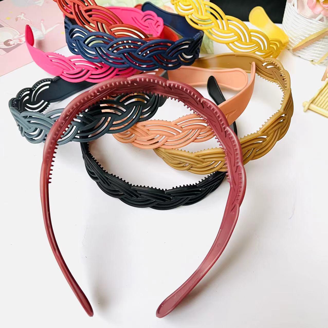 【1-11 Zones 】 Morandi Three Braids 12/ Pack 2400/ box 2.5CM Wide Hair clips, frosted hollow hair bands, Morandi color series pressed hair clips, headbands, hair accessories, headwear pic 2