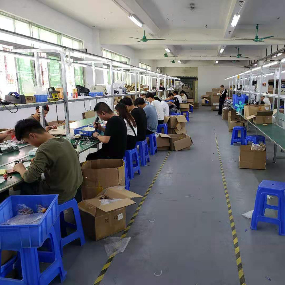 Disney-authorized power bank with a capacity of 10,000 mah, featuring four-wire fast charging and digital display, is a compact and portable power bank with 3C certification. Wholesale price from the original factory pic 4