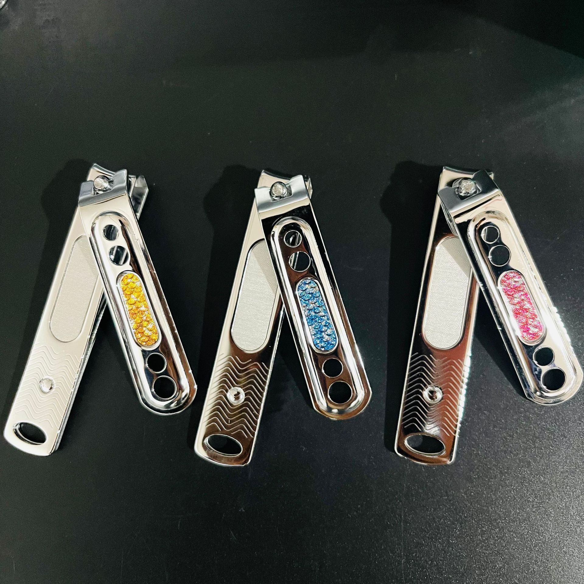 【 Office 】T6532 24 per box, 960 per piece. T6532 nail clippers, large nail clippers, carbon steel flat nail clippers, 24 per box, 2 yuan store wholesale supply pic 5