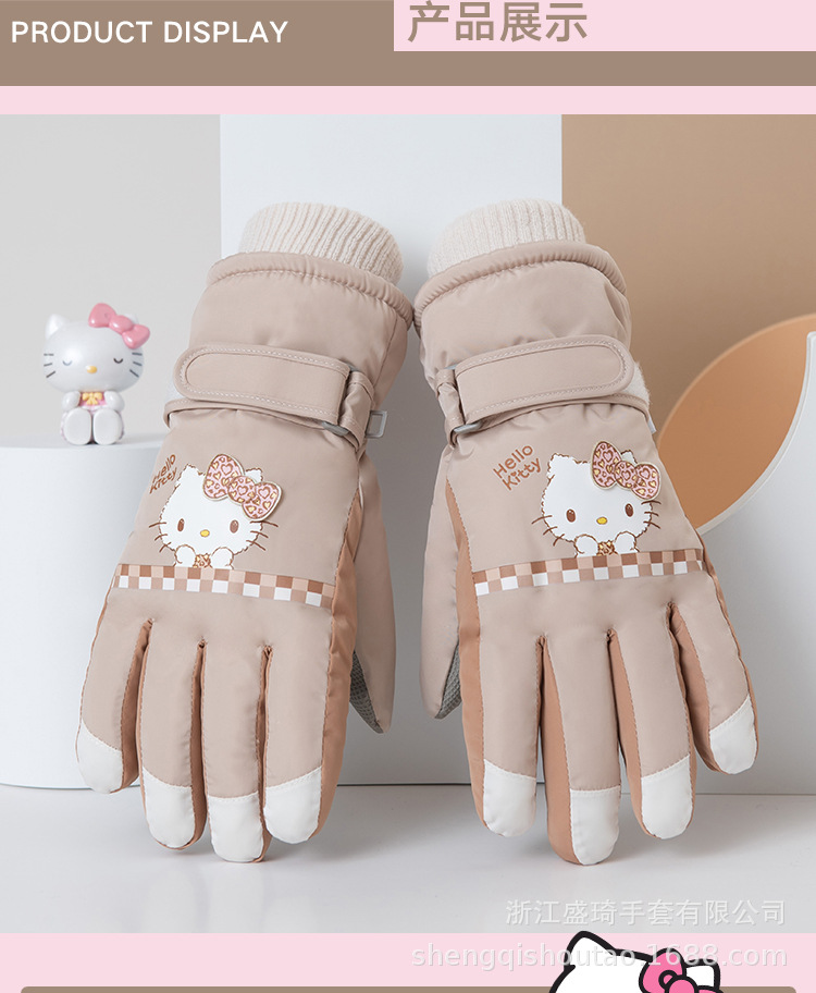 Sanrio ski gloves for women in winter are thickened with fleece, providing warmth and warmth. They are also windproof and anti-slip for outdoor cycling, featuring a cute cartoon style pic 8