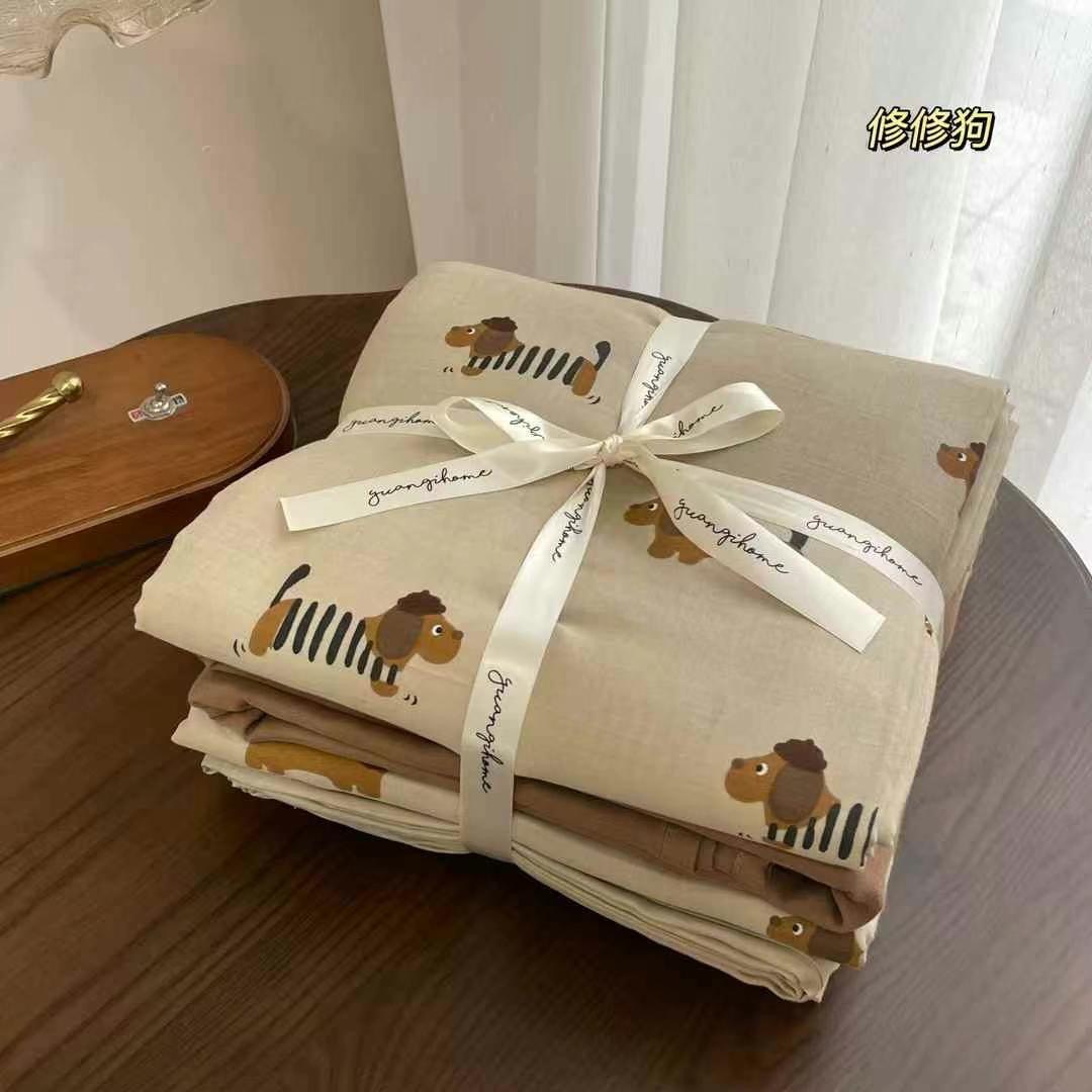 A set of three or four pieces with fresh small floral print double-layer yarn, pure cotton soft naked sleeping quilt cover and cartoon bedding pic 19