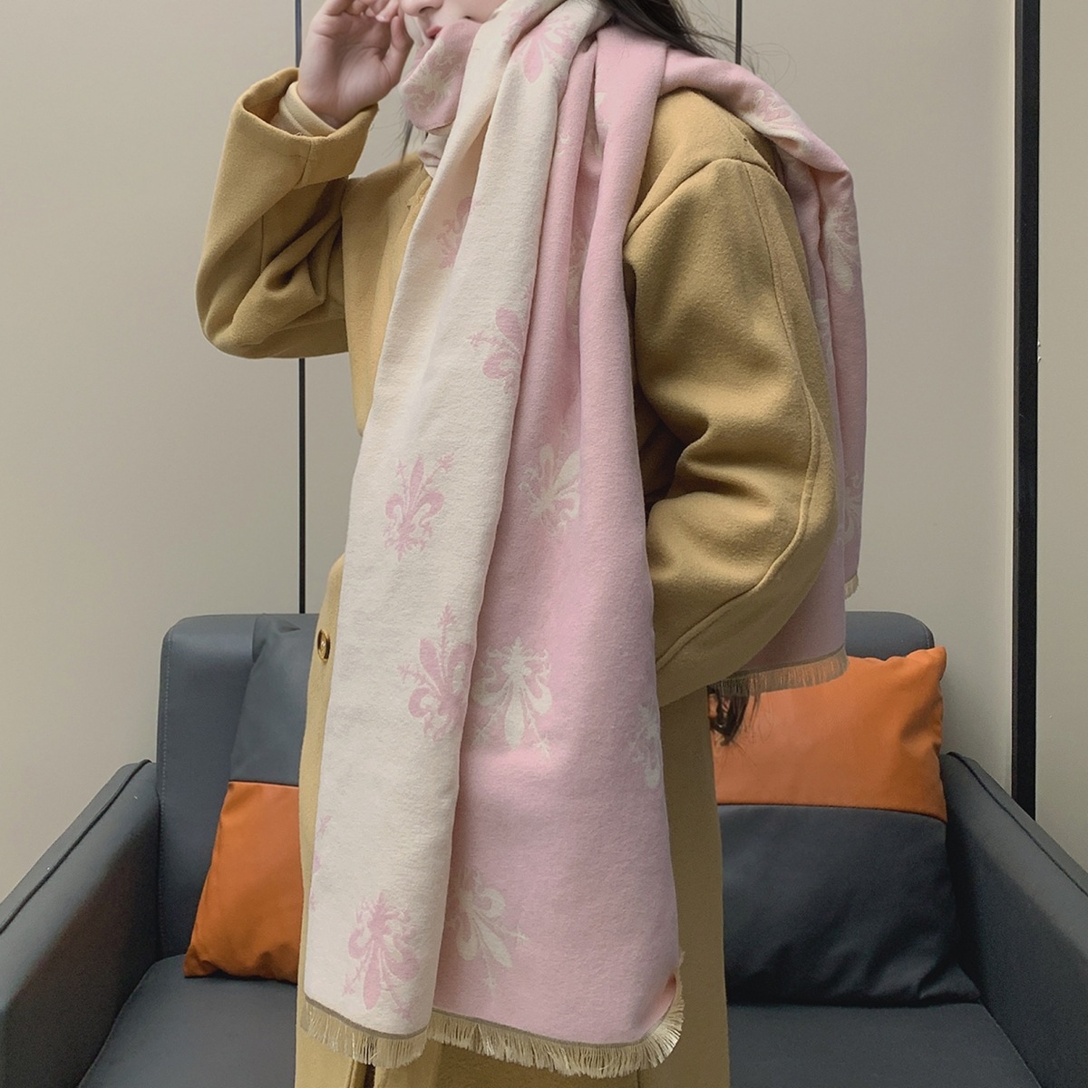 围巾女冬季欧美风格佛罗伦萨鸢尾花披肩加厚百搭双面保暖围脖保暖详情30