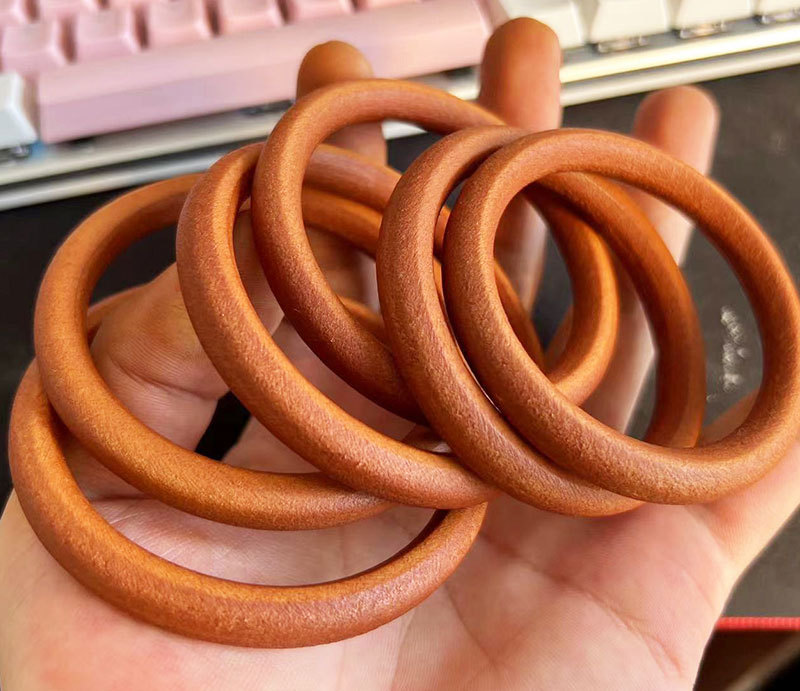 Wholesale diy cowhide bracelets, tochigi saddle leather bracelets and bangles, lifetime rings, top layer raised cowhide without splicing bracelets pic 1