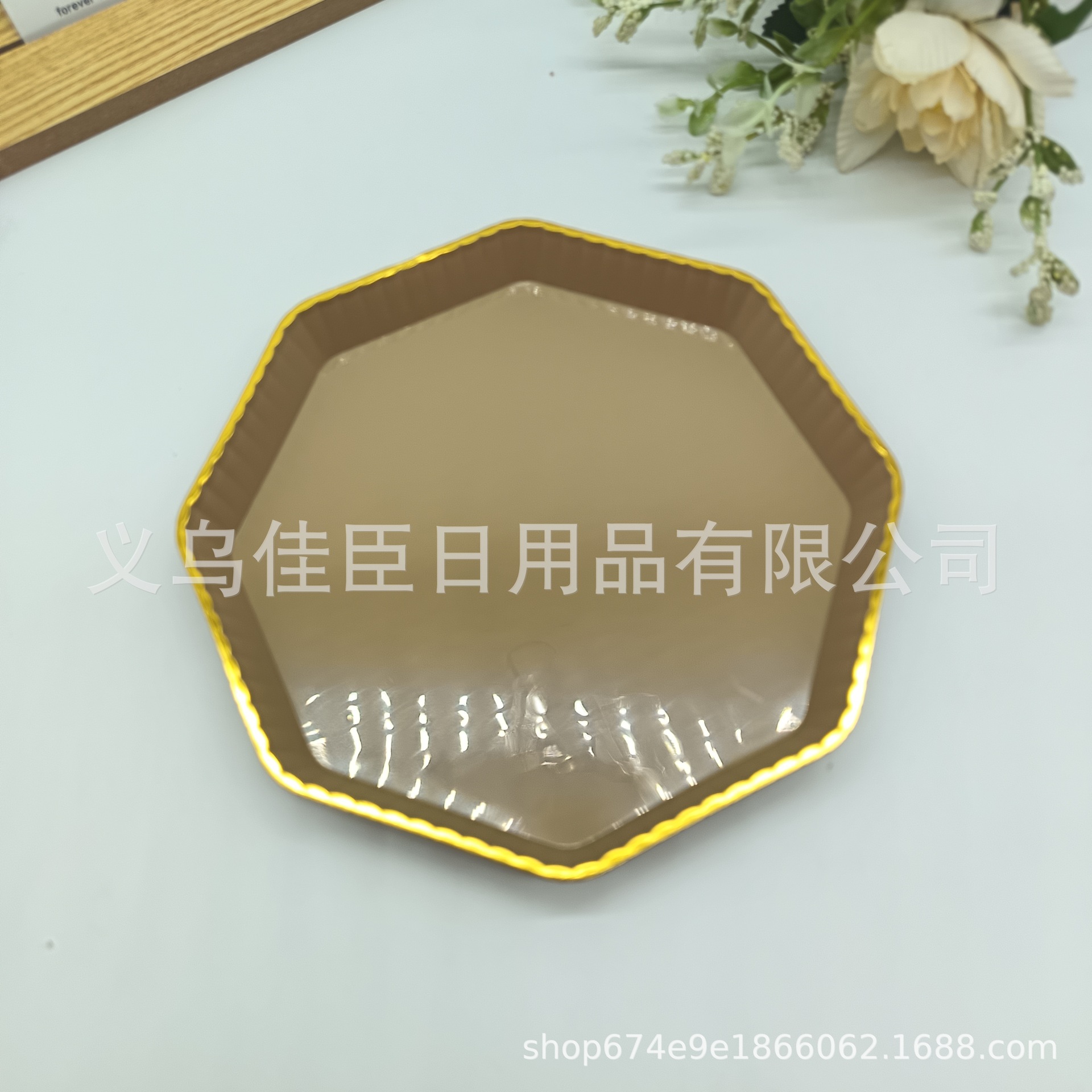 Foreign trade batch plastic fruit platters with golden edges, solid color, transparent hexagonal shape, high appearance level, 4 pieces per bag, bone-spitting plate dried fruits pic 4