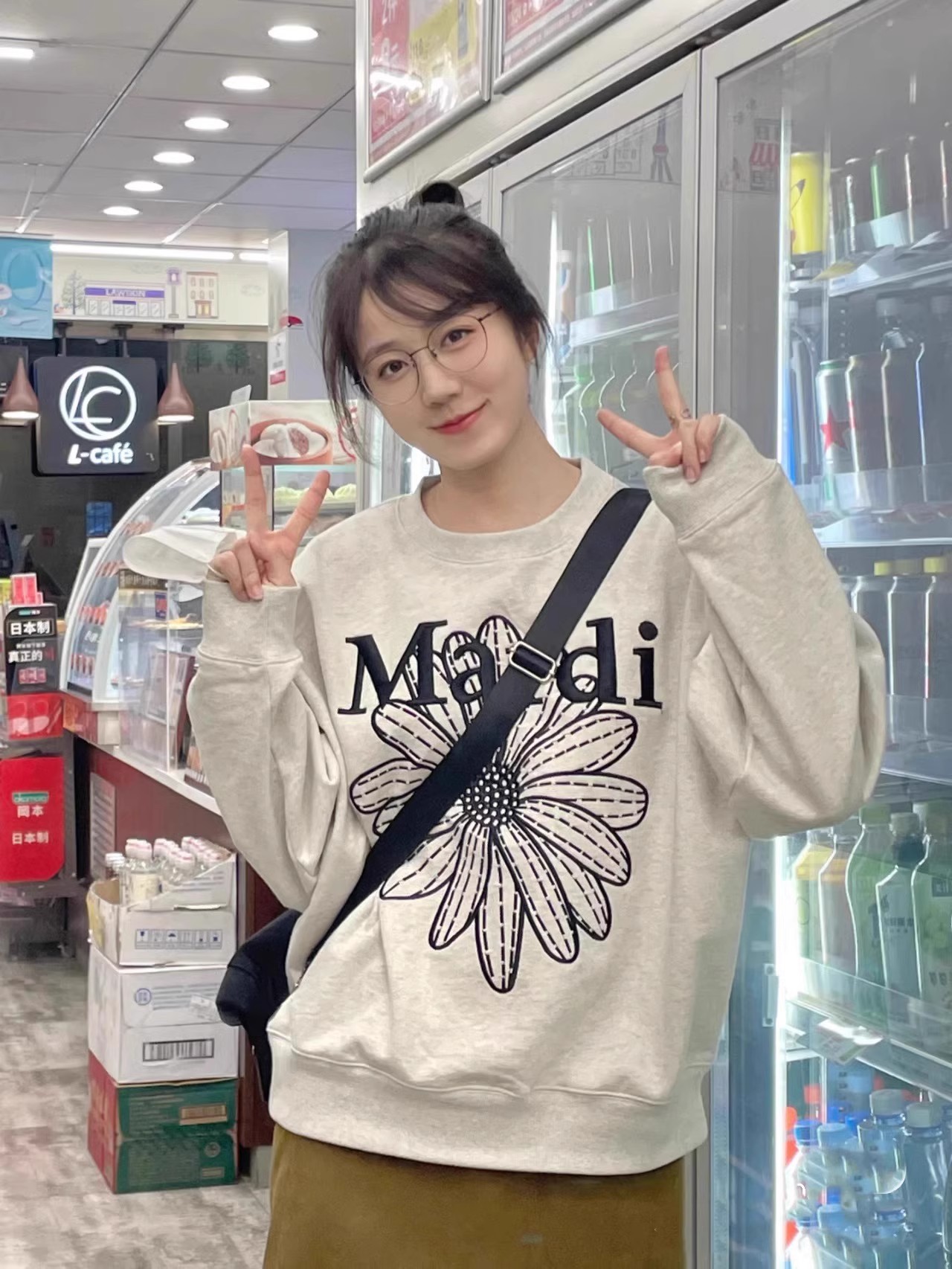 现货韩国潮牌Mardi卫衣女小雏菊24新款印花圆领上衣一件代发详情41