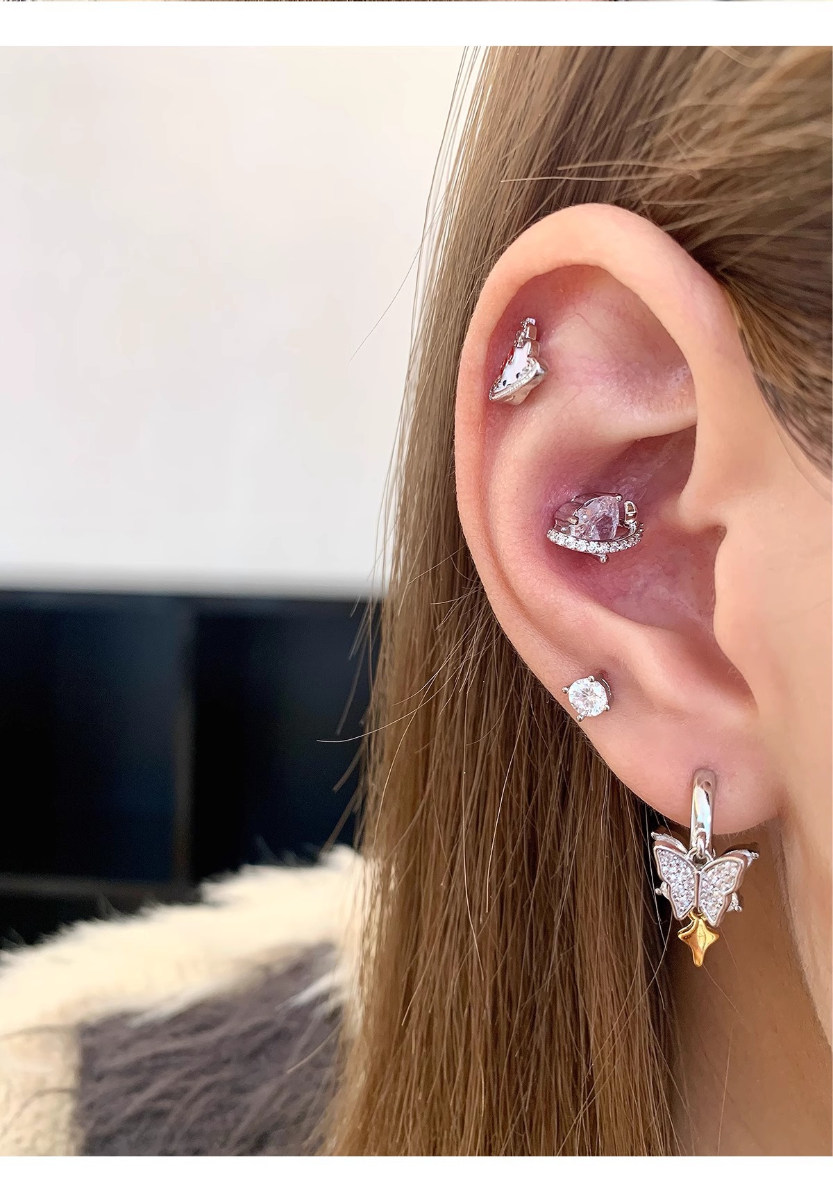 kt Home ear bone Stud sweet and cute titanium steel horseshoe ring Saturn ear Stud Titanium alloy ear bone stud cochlear stud earrings pic 18