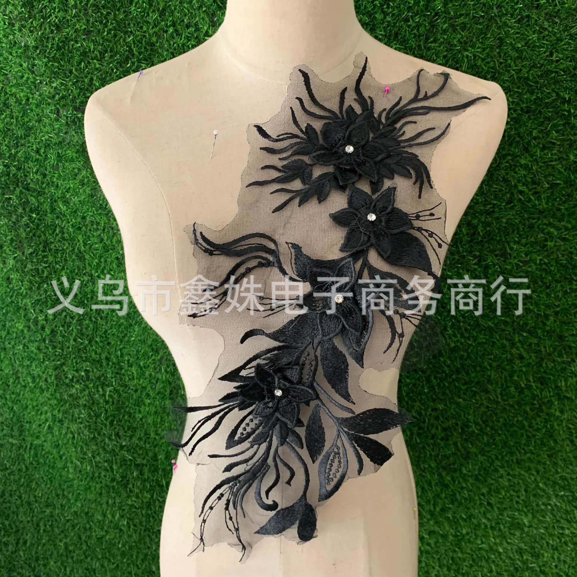 多色立体刺绣蕾丝贴花diy童装婚纱服装辅料详情6