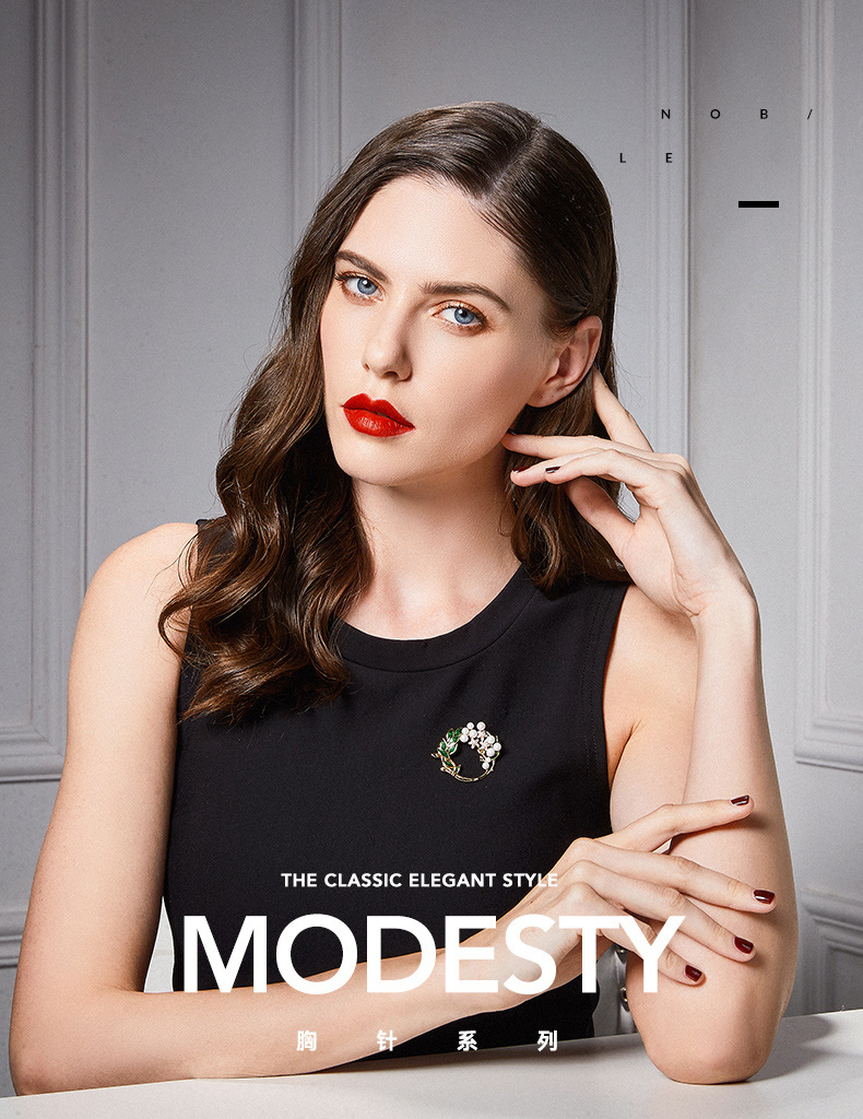 A new handcrafted oil drip gardenia brooch from Douyin in Japan and South Korea, a fashionable brooch for women, and a high-end and elegant spring and autumn accessory pic 1