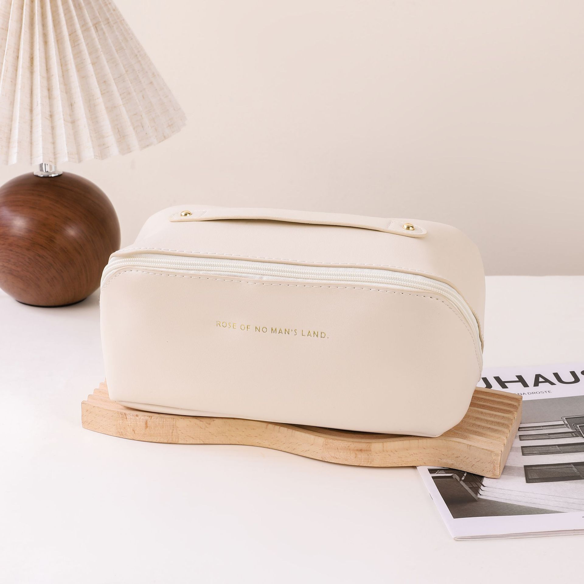 PU leather cloud makeup bag, pillow, large-capacity dedicated portable makeup case, travel toiletries bag, cosmetics storage bag pic 4