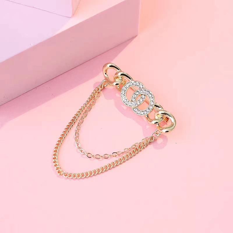 大牌风双环爱心小香风胸针2023新款潮时尚防走光高级感精致别针详情9