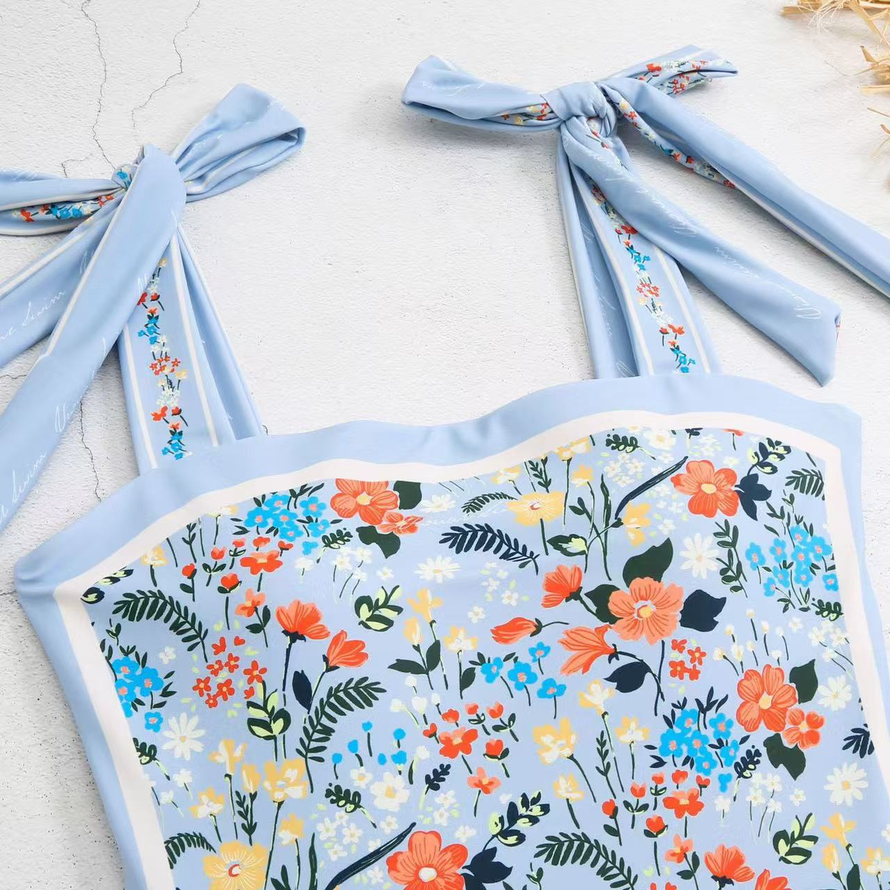 跨境双面印花连体泳衣复古风小清新抹胸系带连体泳装2024外贸新款详情2