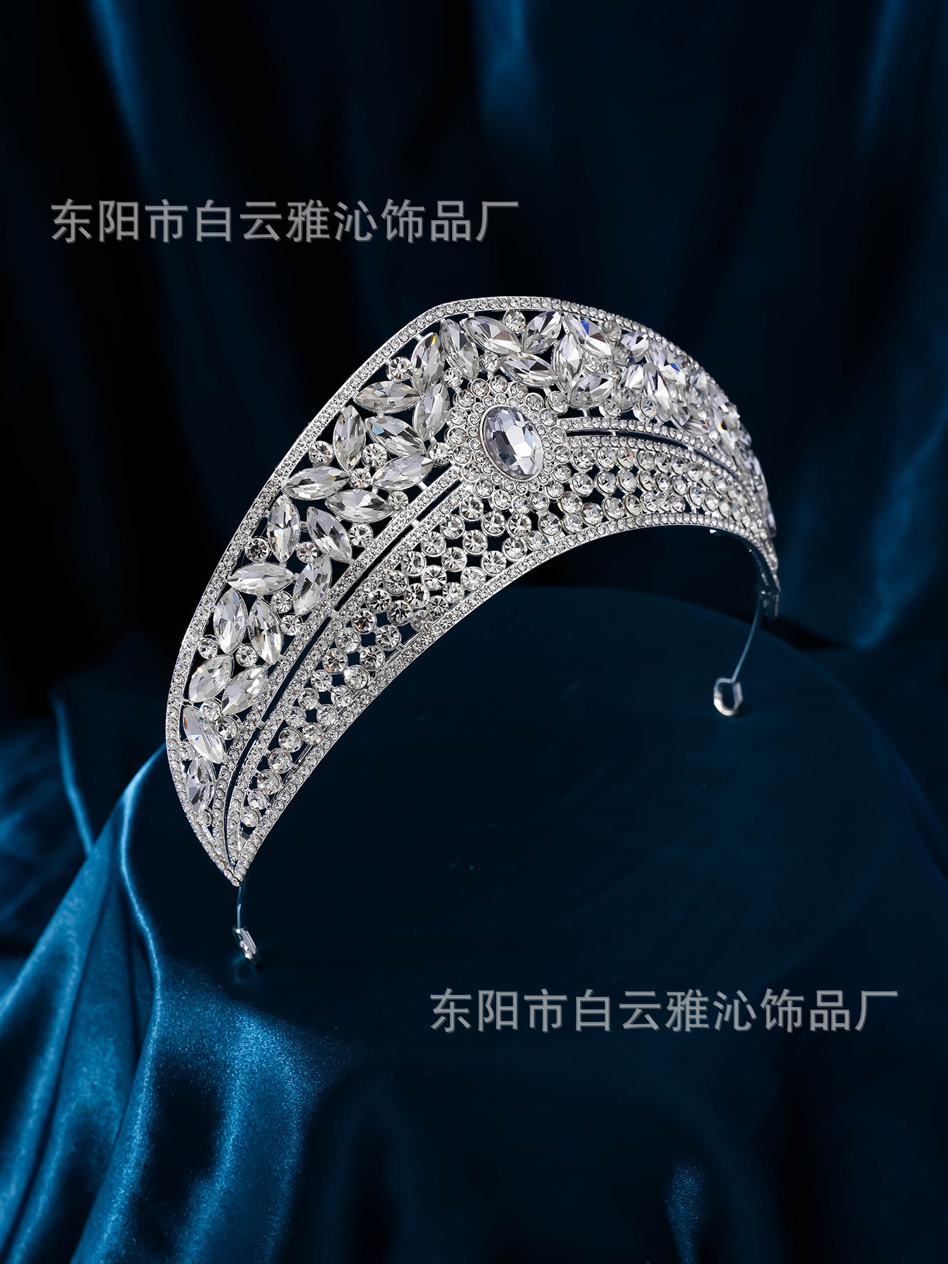 New diamond silver princess headwear, grand wedding dress, super glittering crystal, luxurious goddess bride wedding crown pic 7