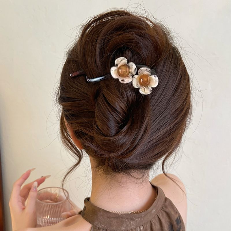 Elegant one-line hair clip, twist clip at the back of the head, 2025 new style, light luxury and high-end style, updo, grab clip, duckbill clip headwear pic 34