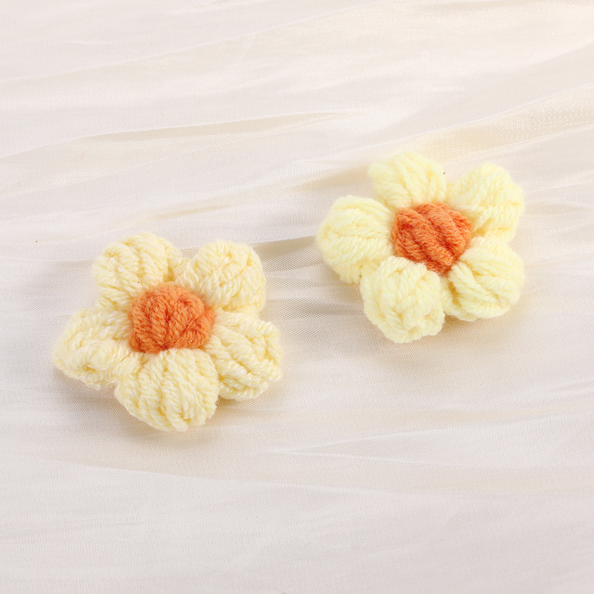 Cute handmade choux pastry, cotton, wool, thread, flower diy accessories, corsages, clothing accessories, bag pendants materials pic 19