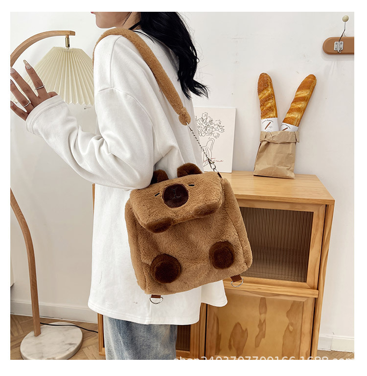 批发卡通双肩包水豚毛绒包包女2025新款多功能学生小背包JK斜挎包详情6