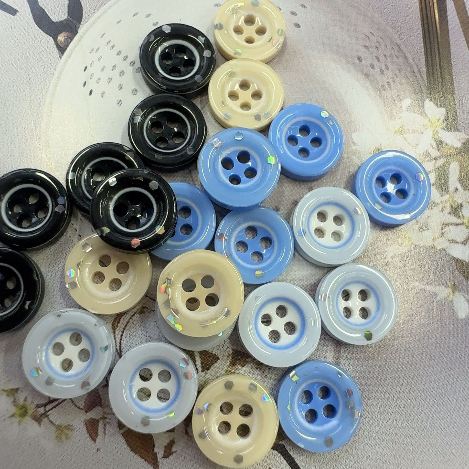 Junkai Four-Eye baby Blue frame Fine Flash cute button sewing baby clothes diy Hair band bracelet Pendant button pic 8
