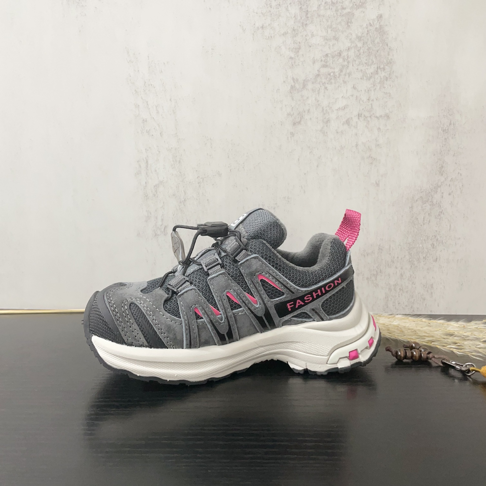 Classic color-blocked pattern decorative spliced drawstring fleece warm sports shoes for men and women in winter 2025 pic 14