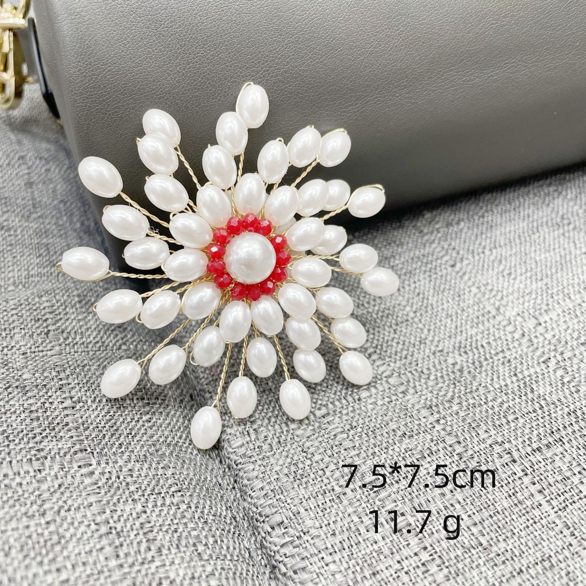 手工高档气质奢华珍珠雪花胸针女高级感大气优雅胸花大衣别针配饰详情8