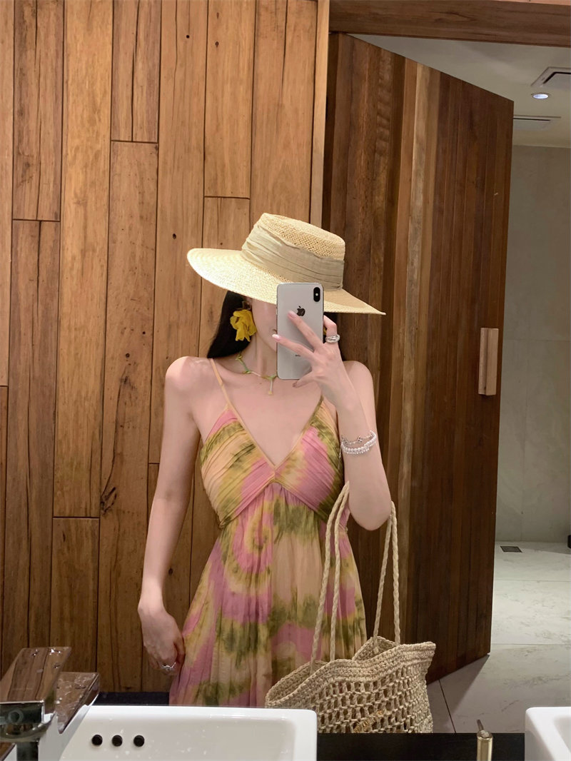 法式油画晕染黄色碎花吊带连衣裙泰国海边度假沙滩裙长裙女夏详情11