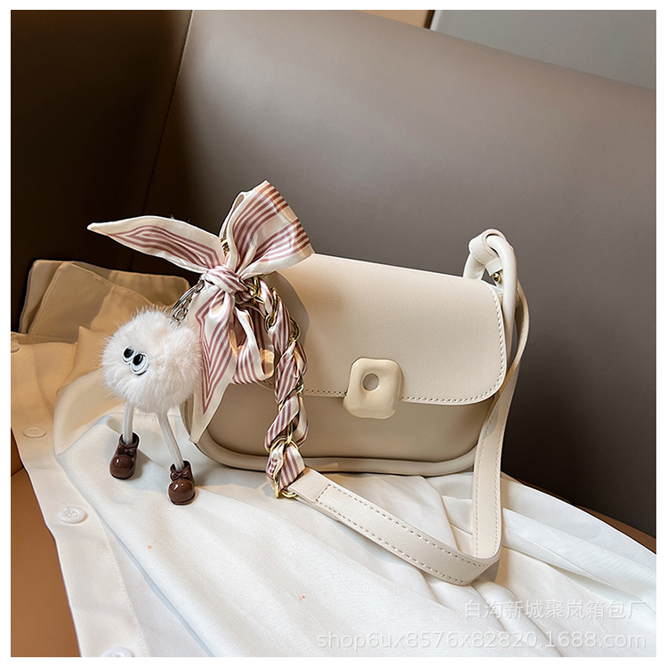 质感小包包2024新款女包春夏流行爆款斜挎包单肩腋下包小方包批发详情10